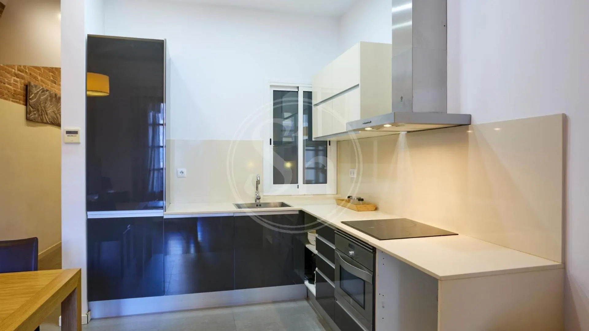 Daire Bonito Apartamento En Aribau Barselona