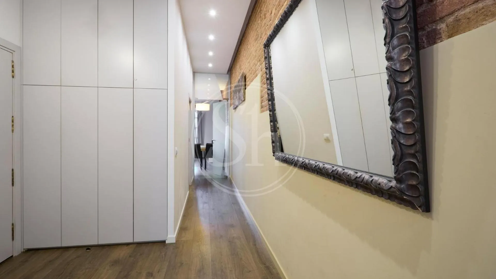 Bonito Apartamento En Aribau Barselona