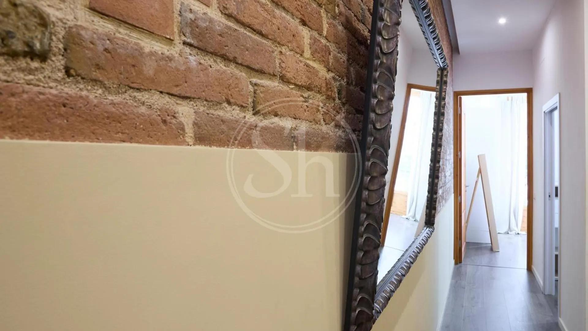 Daire Bonito Apartamento En Aribau Barselona